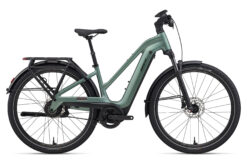Giant Explore E+2 Stagger