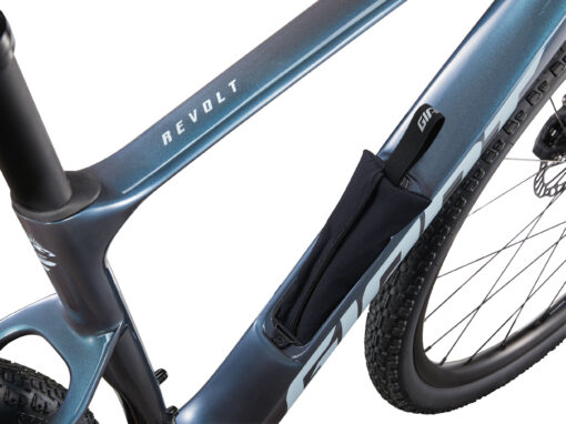 Giant Revolt Advanced 1 - Afbeelding 3